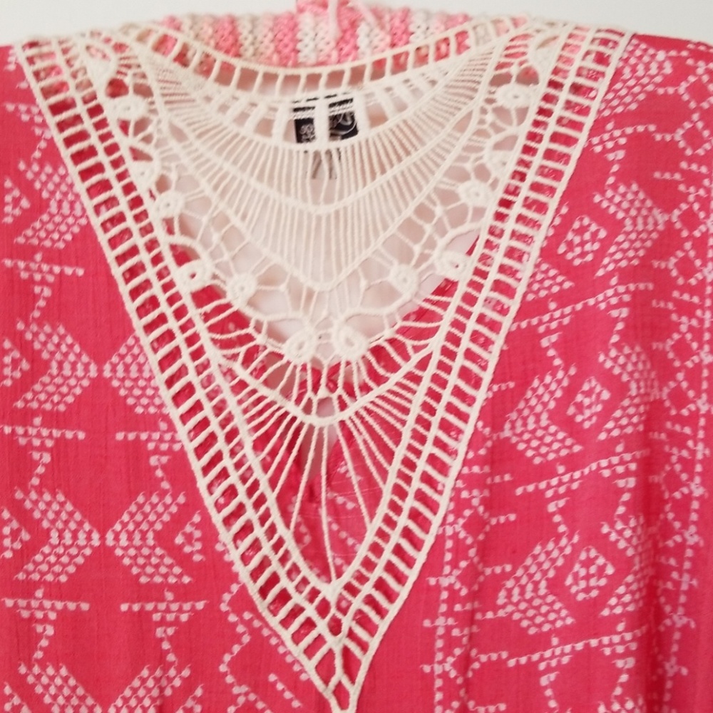 Tunic - Picture 4 of 4
